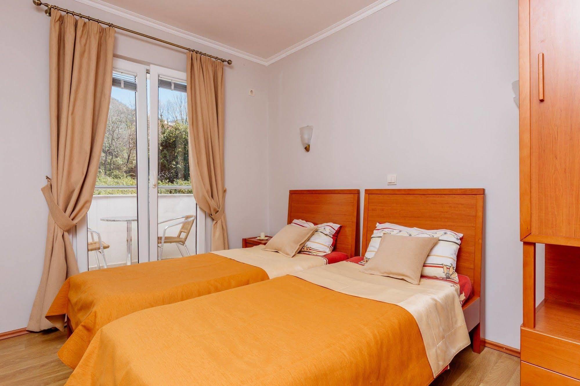 Perper Hotel Vùng duyên hải Vùng duyên hải Donja Lastva Ngoại thất bức ảnh